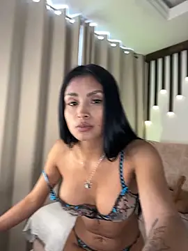 Snapshot of saragrey77 chatting on 11-25-25, 01:55 saragrey77 online show from 11-25-25, 01:55