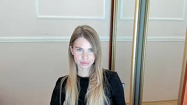 LinaBey online show from 11-30-25, 07:56