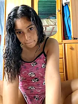 Snapshot of aleexacandy chatting on 06-06-26, 02:49 aleexacandy online show from 06-06-26, 02:49