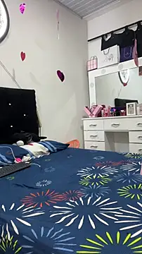 Hot2gether69 online show from 02-04-26, 12:38