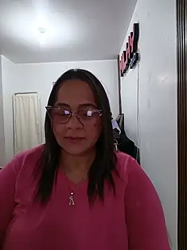 Snapshot of Angie_milf50 chatting on 07-04-26, 09:32 Angie milf50 online show from 07-04-26, 09:32