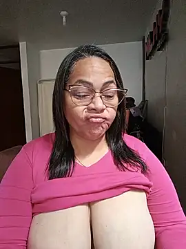 Snapshot of Angie_milf50 chatting on 07-05-26, 06:59 Angie milf50 online show from 07-05-26, 06:59