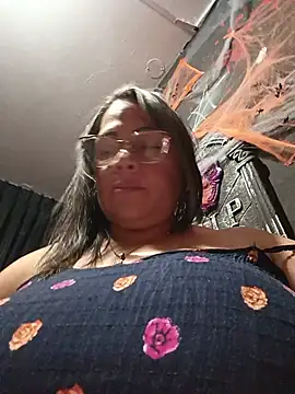 Snapshot of Angie_milf50 chatting on 07-12-26, 12:56 Angie milf50 online show from 07-12-26, 12:56