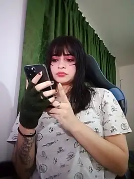 Annagoth  online show from 11-21-25, 05:28