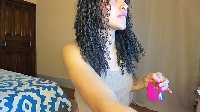 Snapshot of Keniia_rizz chatting on 07-25-26, 11:35 Keniia rizz online show from 07-25-26, 11:35