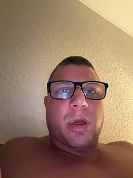 PolishBoy1995 online show from 10-26-25, 03:23