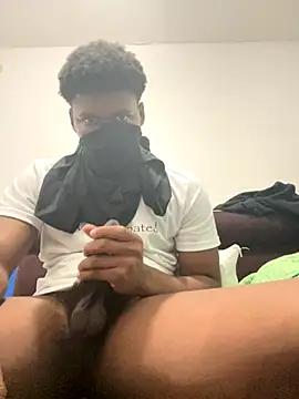 Snapshot of MetalFable chatting on 10-30-25, 04:47 MetalFable online show from 10-30-25, 04:47