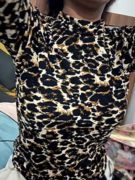 Snapshot of jeshmin_rao chatting on 10-28-25, 10:56 jeshmin rao online show from 10-28-25, 10:56