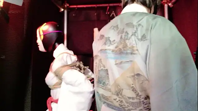 Snapshot of Onitaro_jp chatting on 11-23-25, 12:16 Onitaro jp online show from 11-23-25, 12:16