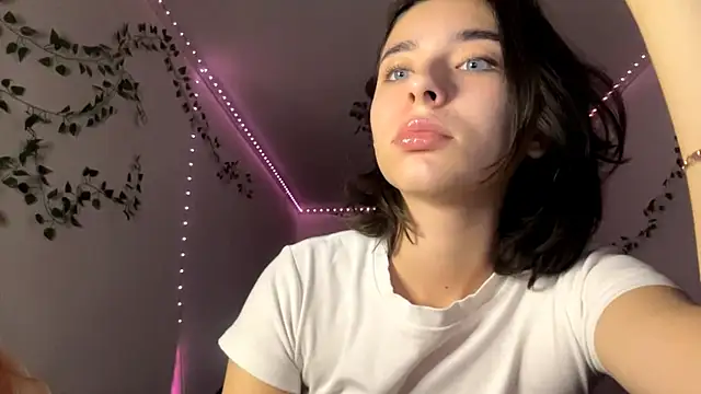 LilithFlamey online show from 11-23-25, 04:18