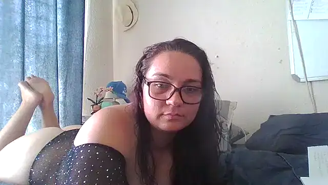 lilMissMarli online show from 04-12-26, 08:19