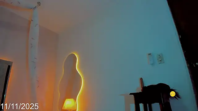 daniela acosta online show from 11-11-25, 11:10