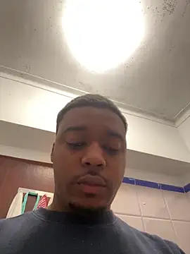 Snapshot of negrinho5 chatting on 02-17-26, 01:40 negrinho5 online show from 02-17-26, 01:40