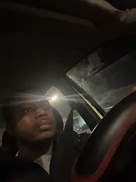 Snapshot of negrinho5 chatting on 02-18-26, 08:16 negrinho5 online show from 02-18-26, 08:16