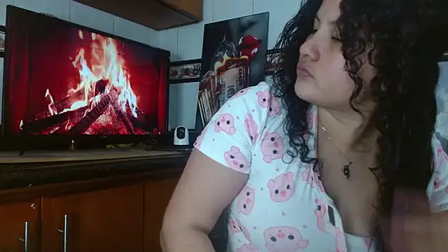 Latina Kimky online show from 11-07-25, 09:26