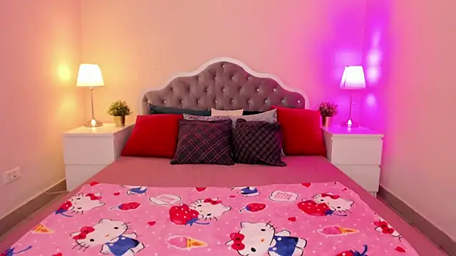 Snapshot of gracieave chatting on 11-11-25, 01:16 gracieave online show from 11-11-25, 01:16