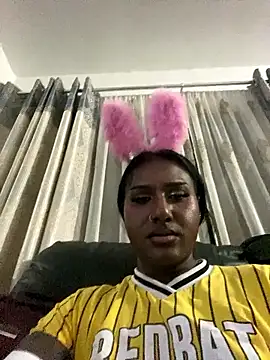 Snapshot of TransGirlBankrollBarbie chatting on 01-12-26, 11:21 TransGirlBankrollBarbie online show from 01-12-26, 11:21