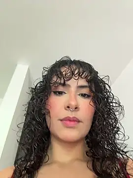 SugarTroubl33 online show from 12-18-25, 01:50