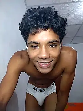 Snapshot of Alex_Sweeting chatting on 02-19-26, 04:58 Alex Sweeting online show from 02-19-26, 04:58