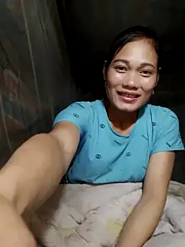 Snapshot of doggy-00 chatting on 11-11-25, 12:43 doggy-00 online show from 11-11-25, 12:43