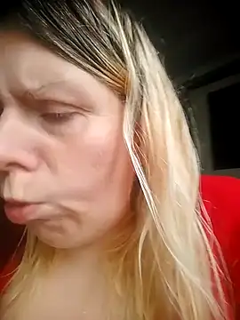 Snapshot of Lana-murr chatting on 10-29-25, 07:32 Lana-murr online show from 10-29-25, 07:32