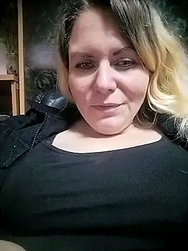 Snapshot of Lana-murr chatting on 11-09-25, 06:50 Lana-murr online show from 11-09-25, 06:50