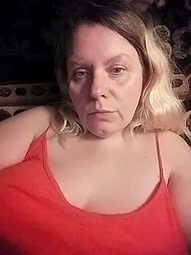 Snapshot of Lana-murr chatting on 11-19-25, 07:47 Lana-murr online show from 11-19-25, 07:47