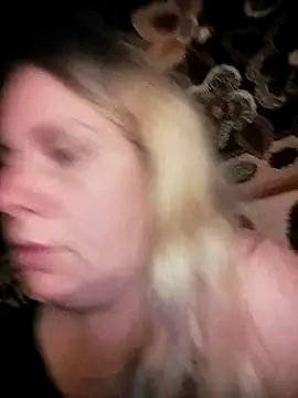 Snapshot of Lana-murr chatting on 11-22-25, 03:33 Lana-murr online show from 11-22-25, 03:33