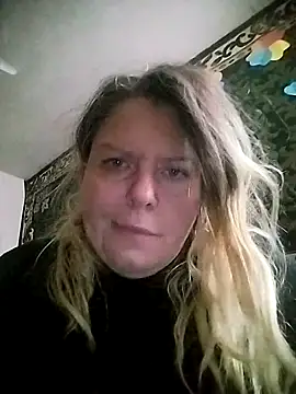 Lana-murr online show from 02-01-26, 07:51