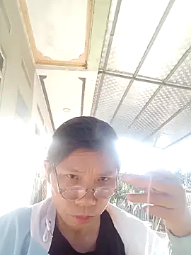 bella-la online show from 11-28-25, 08:50