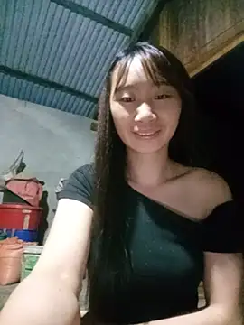 Snapshot of Linh_sexy98 chatting on 05-18-26, 10:26 Linh sexy98 online show from 05-18-26, 10:26
