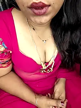 Snapshot of shreyareddy99 chatting on 05-12-26, 04:48 shreyareddy99 online show from 05-12-26, 04:48