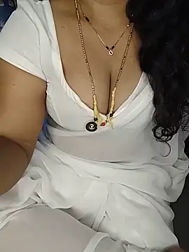 Snapshot of shreyareddy99 chatting on 05-16-26, 10:36 shreyareddy99 online show from 05-16-26, 10:36