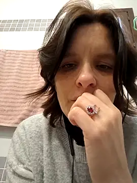 Piediniecollant online show from 02-18-26, 11:39