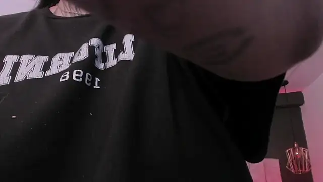 mia jagger online show from 04-16-26, 08:31