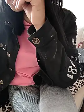 carlina28 online show from 11-20-25, 11:43