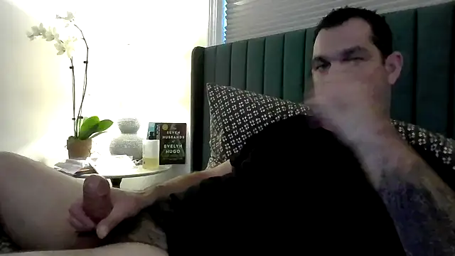 ckraiders84 online show from 04-25-26, 01:52