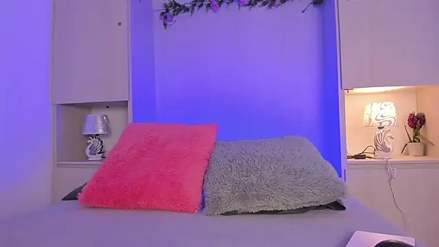 Snapshot of GabyMason_ chatting on 11-12-25, 12:05 GabyMason online show from 11-12-25, 12:05