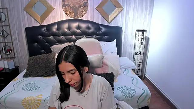 Snapshot of shirley_sweet_ chatting on 11-05-25, 08:53 shirley sweet online show from 11-05-25, 08:53