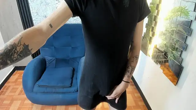 Nick carterr  online show from 04-16-26, 07:47