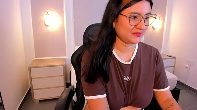 samantha17 x online show from 11-05-25, 12:27