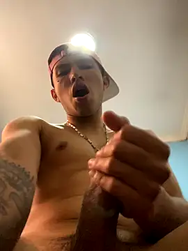 Snapshot of jacob_sc chatting on 11-04-25, 04:06 jacob sc online show from 11-04-25, 04:06