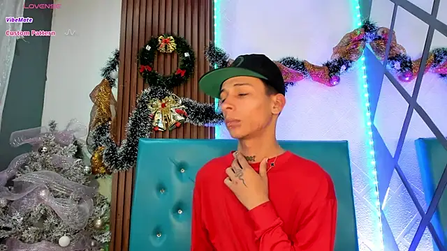 Max Steell online show from 12-19-25, 03:35