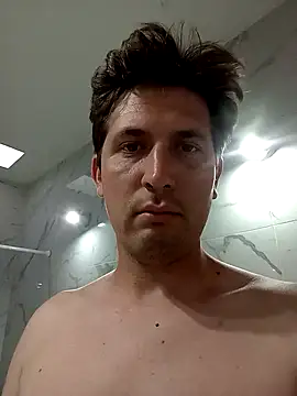 Snapshot of calitox1995 chatting on 10-28-25, 08:44 calitox1995 online show from 10-28-25, 08:44