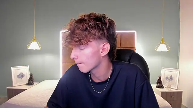 NicolasFerrer18 online show from 11-17-25, 07:30