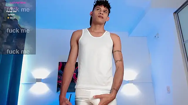 KamiSuarez online show from 02-17-26, 06:36