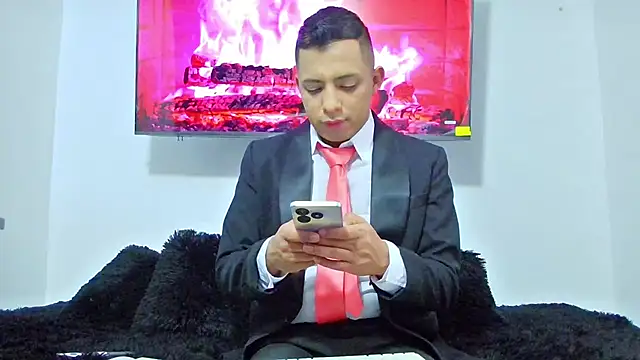 Snapshot of Mike_Fetiche chatting on 11-28-25, 11:46 Mike Fetiche online show from 11-28-25, 11:46