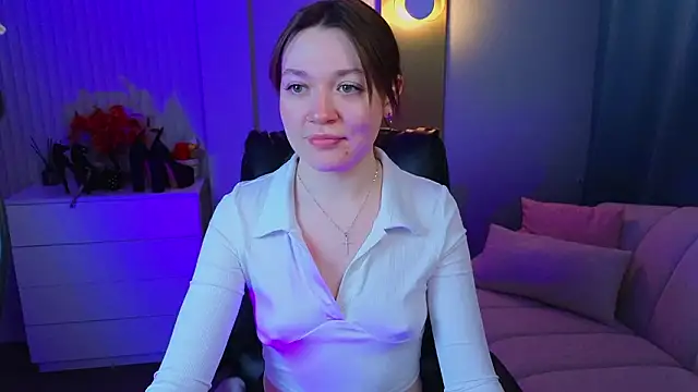 Snapshot of R_I_N_A chatting on 02-03-26, 02:53 R I N A online show from 02-03-26, 02:53