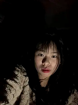 Snapshot of huttonmay358 chatting on 11-19-25, 02:00 huttonmay358 online show from 11-19-25, 02:00