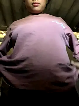 Snapshot of huttonmay358 chatting on 11-25-25, 06:02 huttonmay358 online show from 11-25-25, 06:02